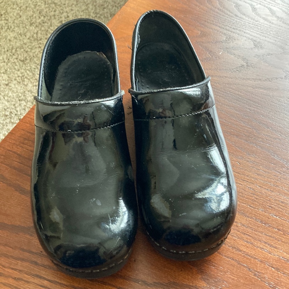 Dansko Clogs Size 39 - image 1